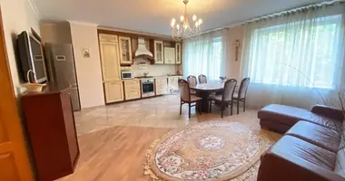 Mieszkanie 3 pokoi w Swietłogorsk, Rosja