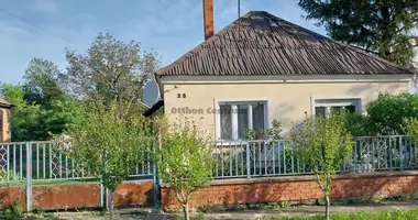 2 room house in Kisber, Hungary