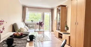 Mieszkanie 2 pokoi w Łódź, Polska