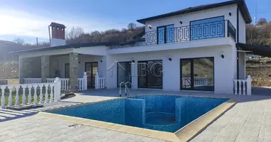 Casa 4 habitaciones en Balchik, Bulgaria