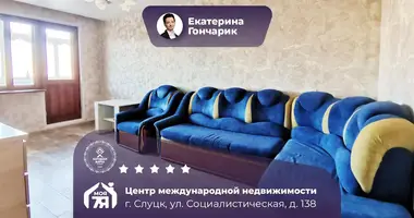 Apartamento 3 habitaciones en Slutsk, Bielorrusia