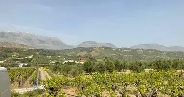 Plot of land in Archanes, Greece