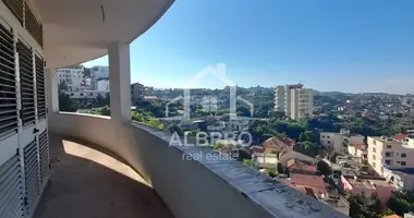 Mieszkanie 3 pokoi w Durres, Albania
