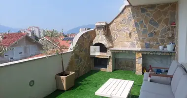 Квартира 2 спальни с парковкой, с балконом, с кондиционером в Черногория