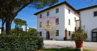 Villa 5 bedrooms in Pistoia, Italy