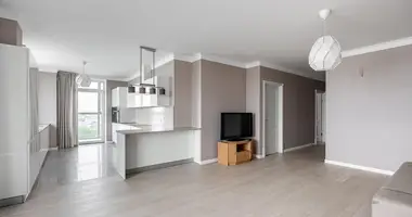 Apartamento 3 habitaciones en Minsk, Belarús