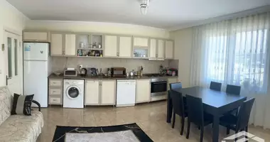 Apartamento 3 habitaciones con ascensor en Alanya, Turquía