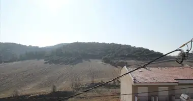 Szeregowiec 3 pokoi z Widok na góry w Kardia, Grecja