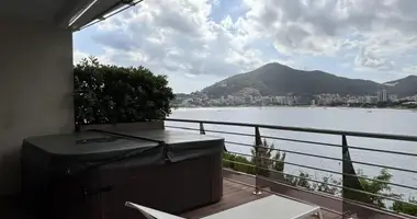 Mieszkanie 3 pokoi w Budva, Czarnogóra