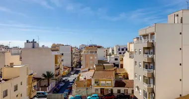 Mieszkanie 5 pokojów w Torrevieja, Hiszpania