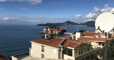 Apartamento 2 habitaciones en Sveti Stefan, Montenegro