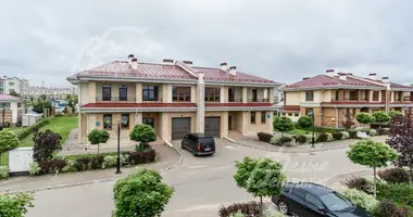 Duplex 9 chambres dans poselenie Marushkinskoe, Fédération de Russie