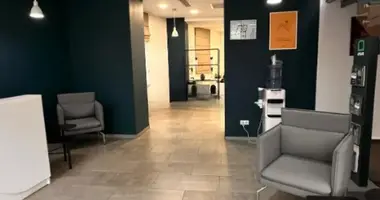 Oficina 593 m² en Tiflis, Georgia