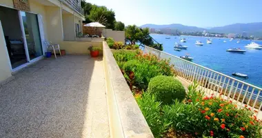 2 bedroom apartment in Palmanova, Spain