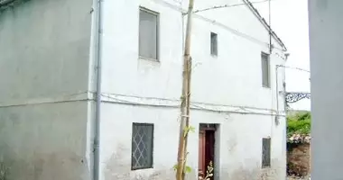 Casa 6 habitaciones en Terni, Italia