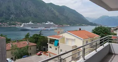 Apartamento 4 habitaciones en Kotor, Montenegro