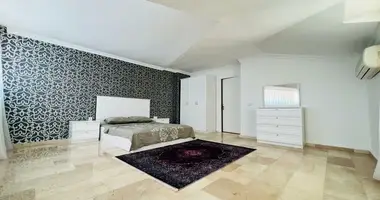 Wohnung 5 Zimmer in Alanya, Türkei