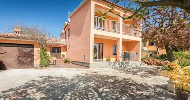 Villa 4 bedrooms in Fazana, Croatia