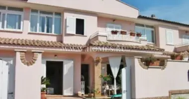 Villa  mit Möbliert, mit Klimaanlage, mit Meerblick in Anzio, Italien