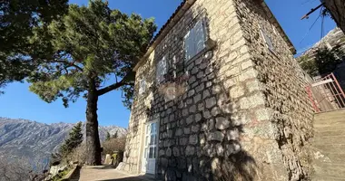 Дом 3 комнаты в Пераст, Черногория