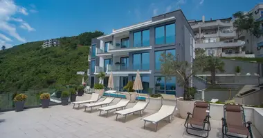 Villa 14 chambres avec Climatiseur, avec Vue sur la mer, avec Terrasse dans Budva, Monténégro
