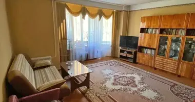 Apartamento 3 habitaciones en Maguilov, Bielorrusia