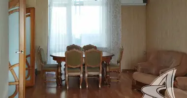 Apartamento 4 habitaciones en Brest, Bielorrusia