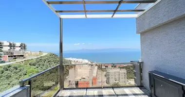 Duplex 3 bedrooms with balcony, with air conditioning, with sea view in Altintas, Turkey