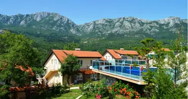 Квартира 2 спальни в Polje, Черногория