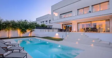 Villa in Estepona, Spanien