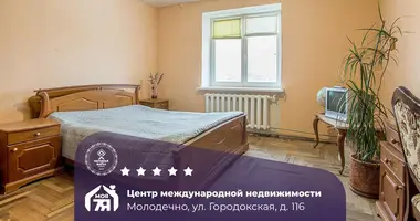 Wohnung 3 zimmer in Maladsetschna, Belarus