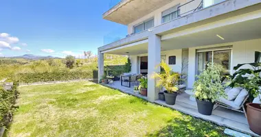 3 bedroom apartment in Estepona, Spain