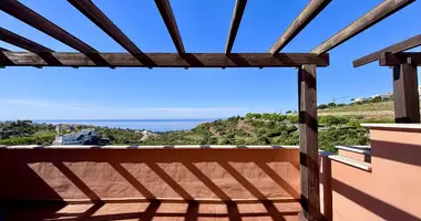 2 bedroom apartment in Manilva, Spain