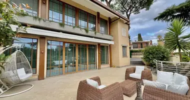 Villa  with Furnitured, with Garage, with Garden in Rome, Italy