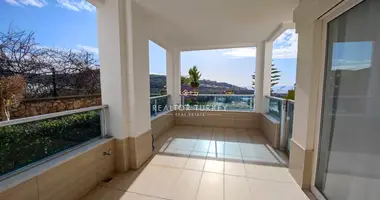 3 bedroom apartment in Mahmutlar, Turkey