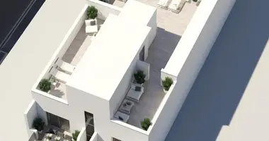 Penthouse 2 chambres avec obschestvennyy basseyn public pool, avec Près de l'école dans Torrevieja, Espagne