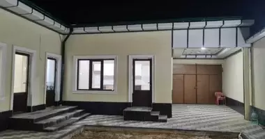 Дом 4 комнаты в Ханабад, Узбекистан