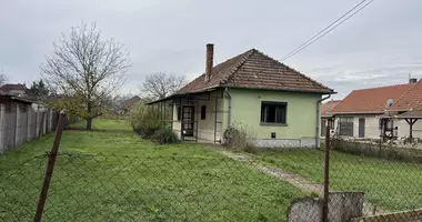 Casa 2 habitaciones en Suelysap, Hungría