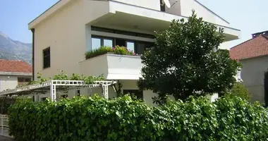 Casa 5 habitaciones en Herceg Novi, Montenegro