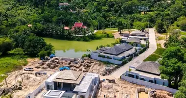 Villa 4 habitaciones con Doble acristalamiento, con Amueblado, con Aire acondicionado en Phuket, Tailandia