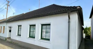 Haus 4 Zimmer in Gemeinde Haugsdorf, Österreich