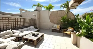 Apartamento 4 habitaciones en Izhevsk, Rusia