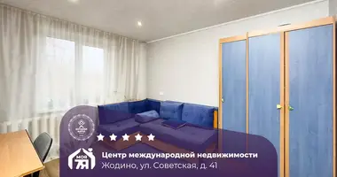 Apartamento 3 habitaciones en Zhodino, Bielorrusia