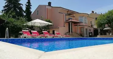 Villa 14 chambres dans Grad Pula, Croatie