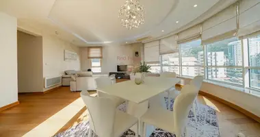 Apartamento 3 habitaciones en Budva, Montenegro