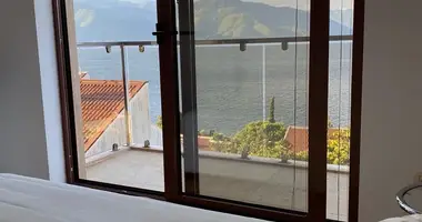 Wohnung 1 Schlafzimmer mit Parkplatz, mit Meerblick in Krasici, Montenegro