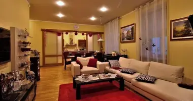 Apartamento 4 habitaciones en Riga, Letonia