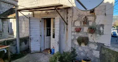 5 room house in Kastel Novi, Croatia