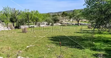 Plot of land in Dracevica, Croatia