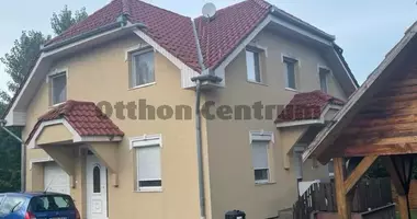 Casa 4 habitaciones en Kerepes, Hungría
